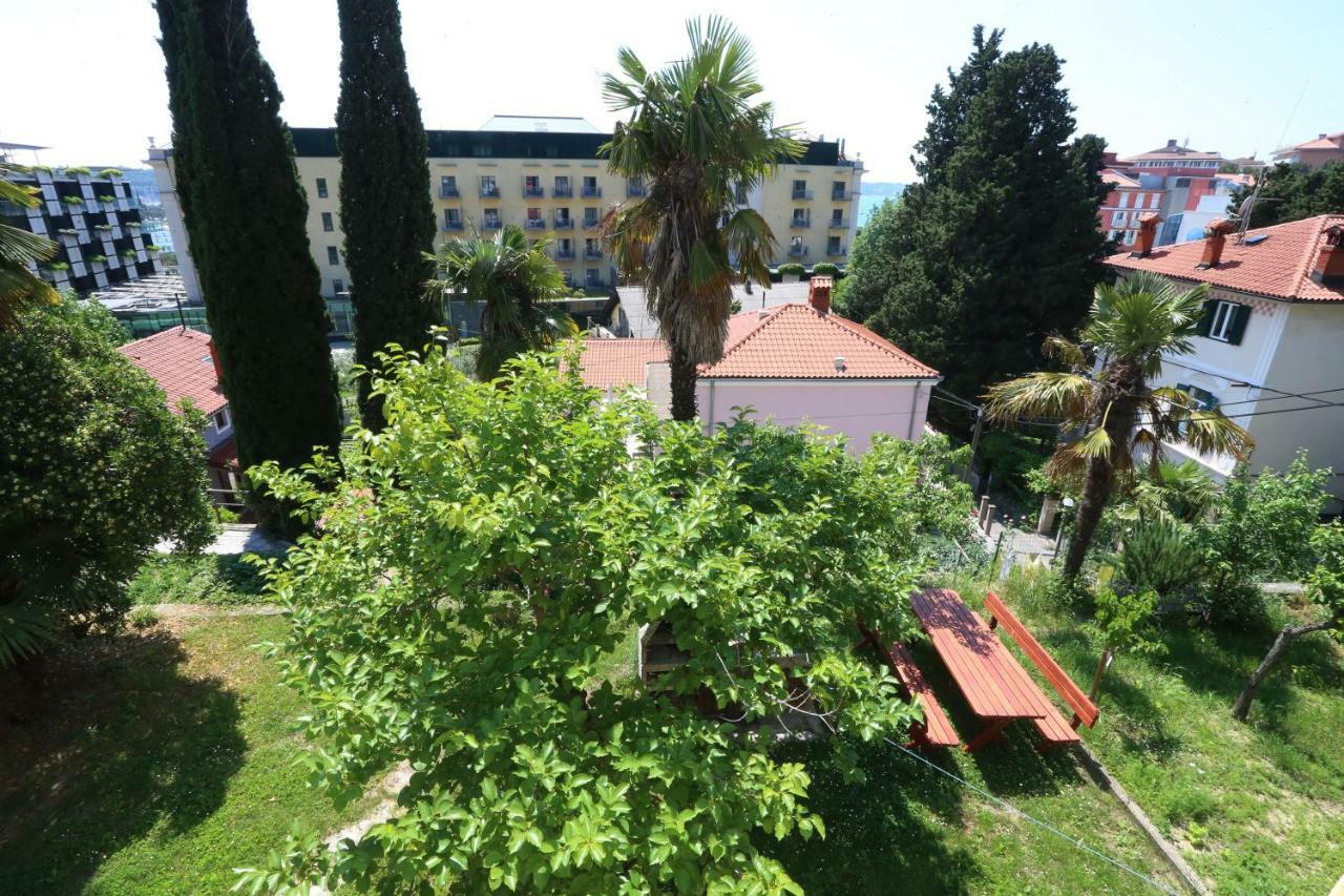 Villa Roma Portoroz Exterior photo